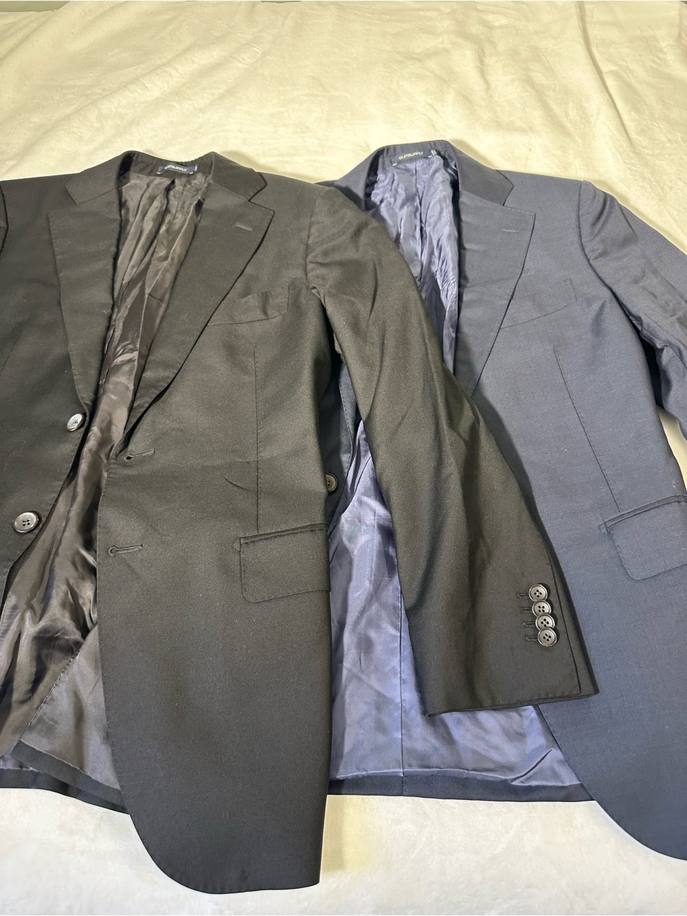 Bundle of Italian Wool Suitsupply Men's Black and Navy BlazersTwo-Button 38 R